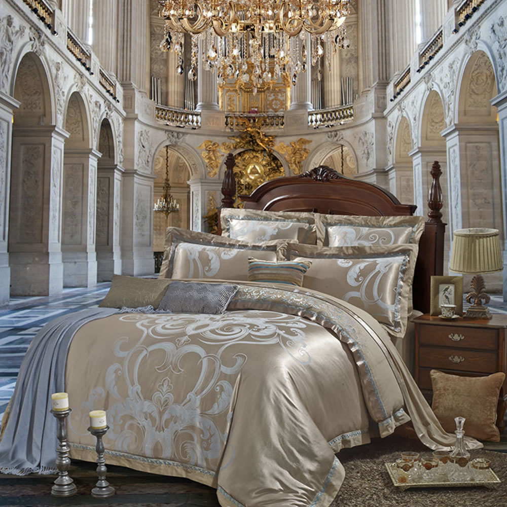 Royal Jacquard 4-Piece Luxury Bedding Set, Queen