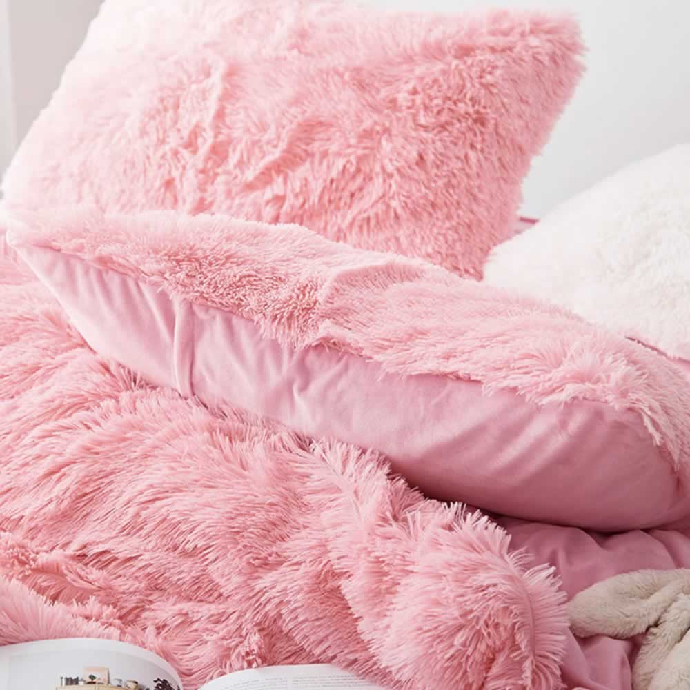 fluffy fuzzy bed set
