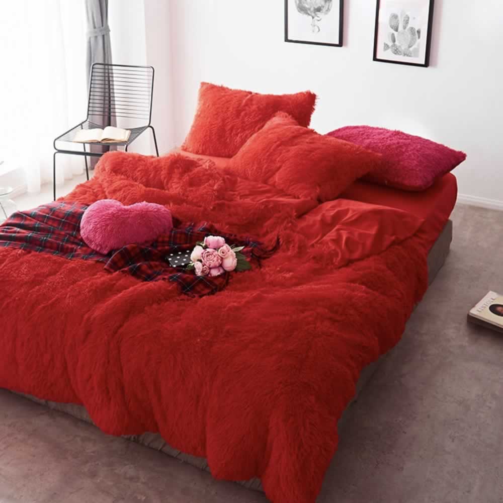 Red Fluffy Bed Set
